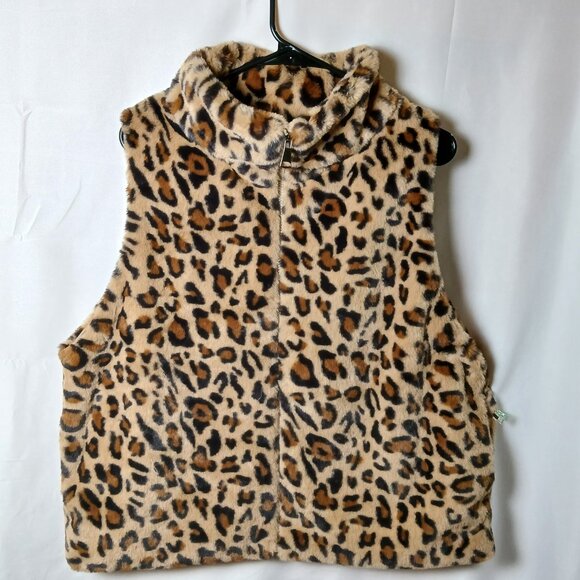 Leopard Faux Fur Vest by Do Everything in Love - Picture 5 of 9